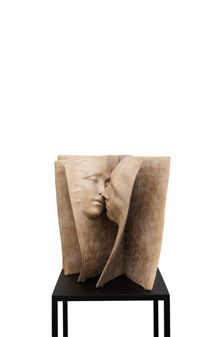 Paola Grizi - Kiss