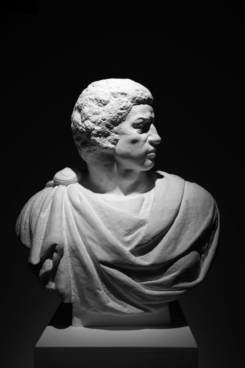 Li Hongbo - Bust of Bruno, 2016-2017