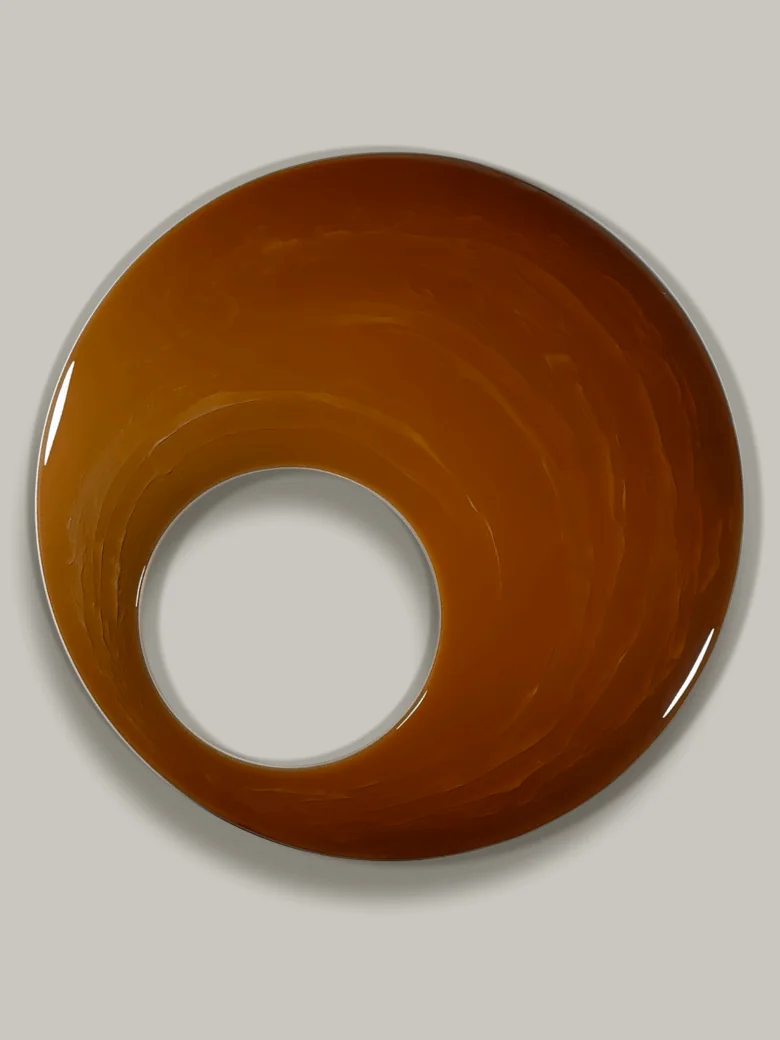 Corine van Voorbergen - Void – Amber