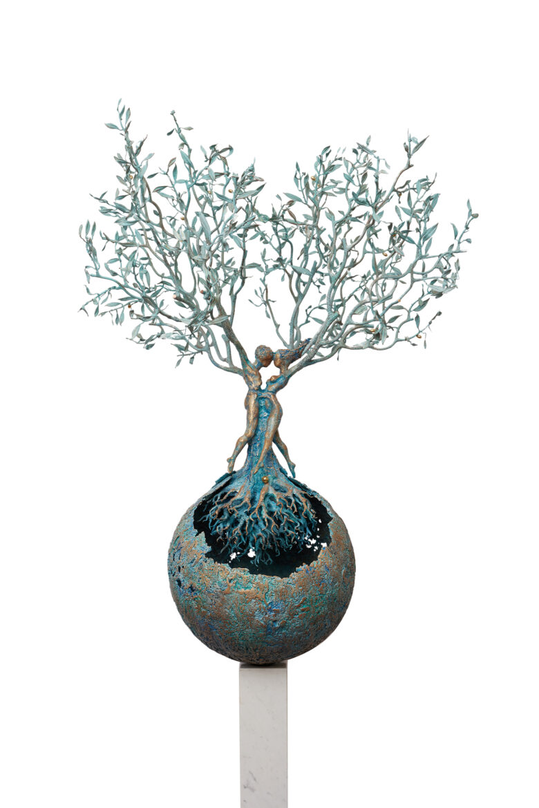 Andrea Roggi - Shared Roots