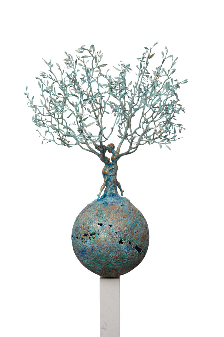 Andrea Roggi - Shared Roots