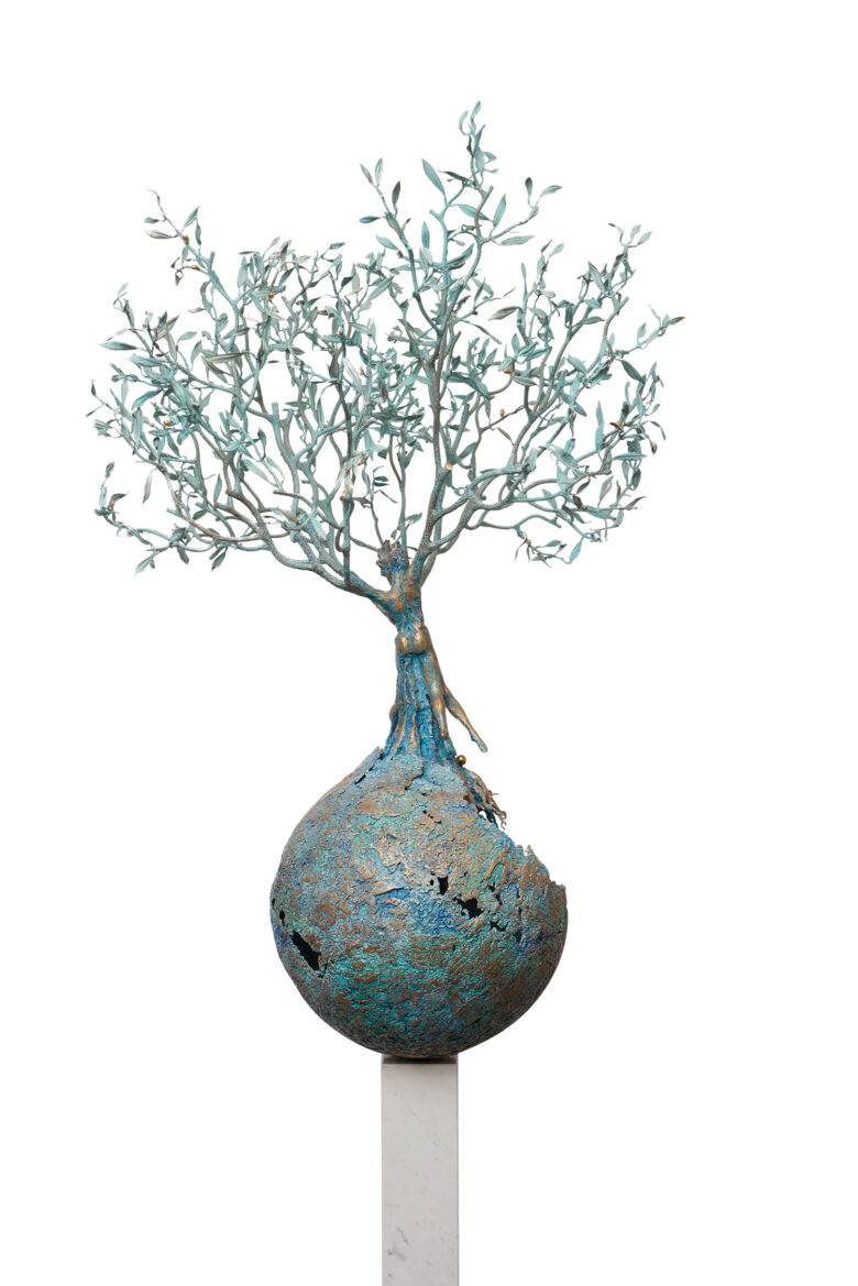 Andrea Roggi - Shared Roots
