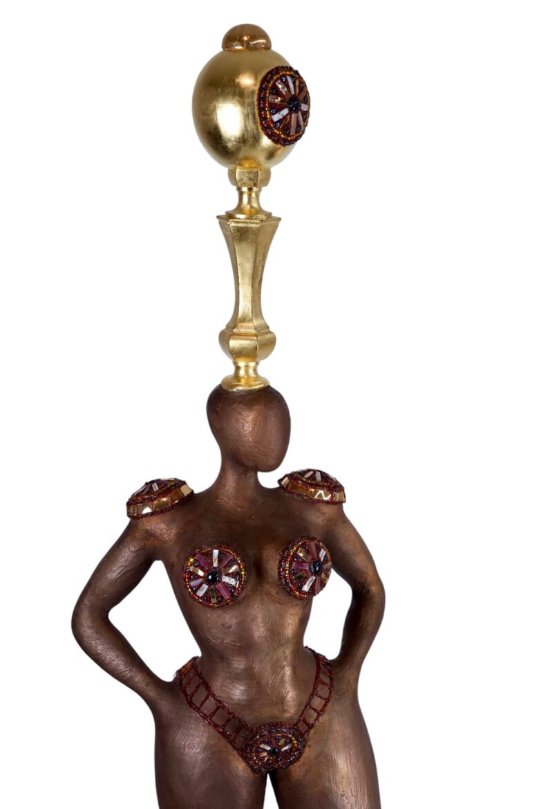 Karin van de Walle - Queen of Opulence