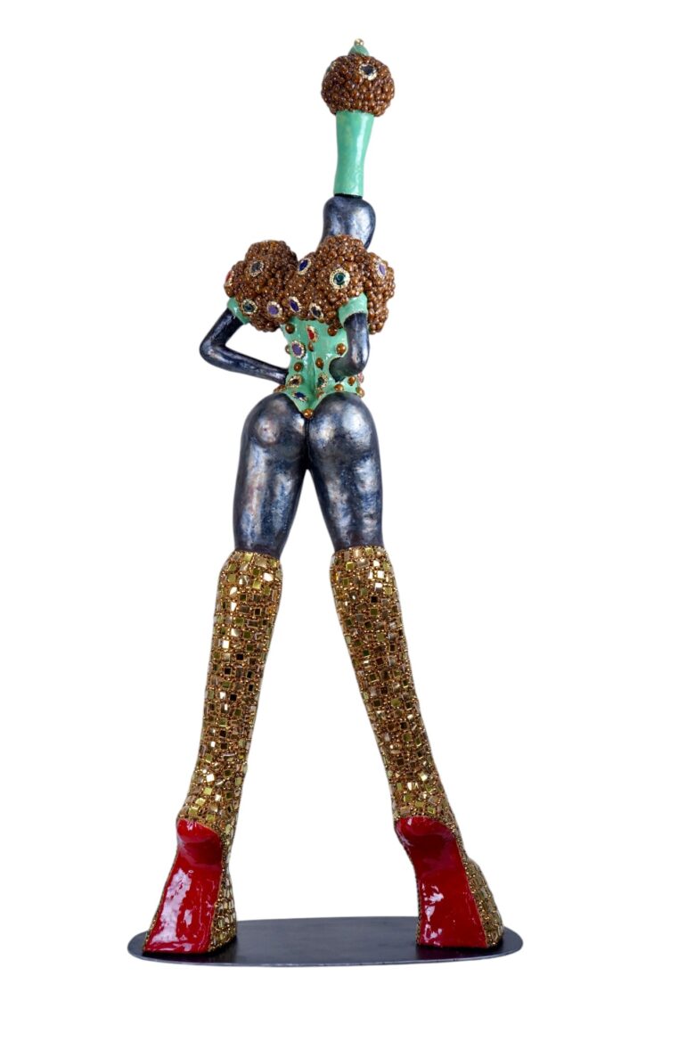 Karin van de Walle - Regal Rebel